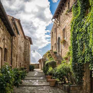 alley architecture building city